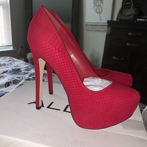 Brand new red ALDO heels !